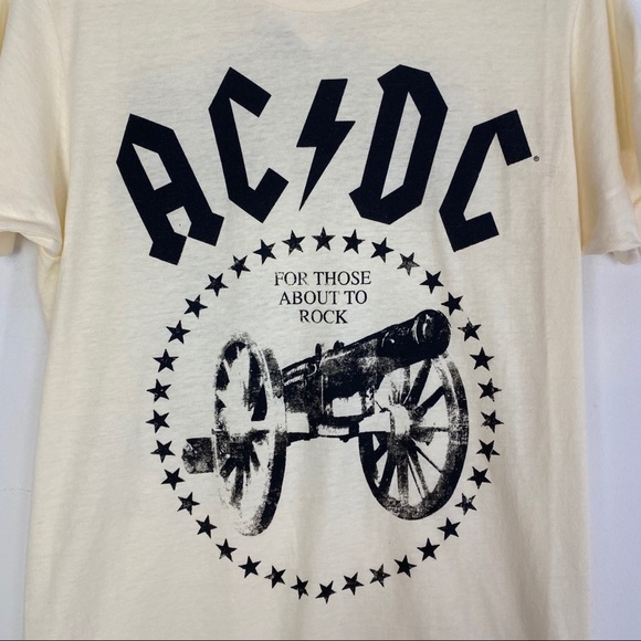 AC/DC 1981-82 Tour Remake Graphic Print Unisex Tee - Picture 3 of 8